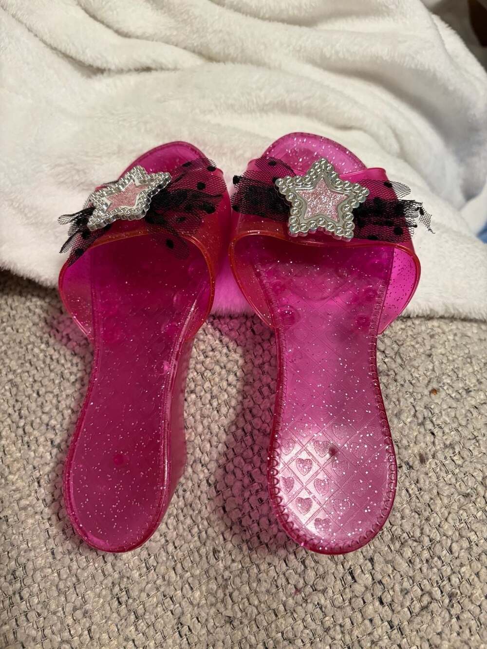 Melissa & Doug Pink Glitter Princess Dress-Up Shoes with Star Detail